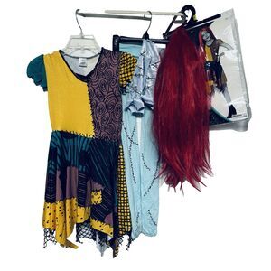 Sally Costume Nightmare Before Christmas Halloween Kids M 8 / 10 w Wig & Gloves